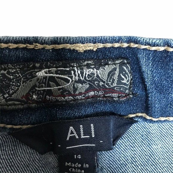 SILVER JEANS Ali Crop Capris Pants - Picture 3 of 4